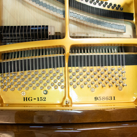 Heinrich HG-152 Grand Piano - WALNUT Heinrich HG-152 Grand Piano - WALNUT