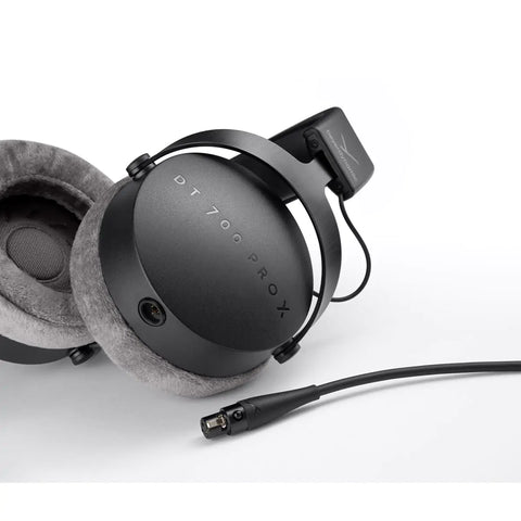 Beyerdynamic DT 700 PRO X Closed-Back Studio Headphones Beyerdynamic DT 700 PRO X Closed-Back Studio Headphones