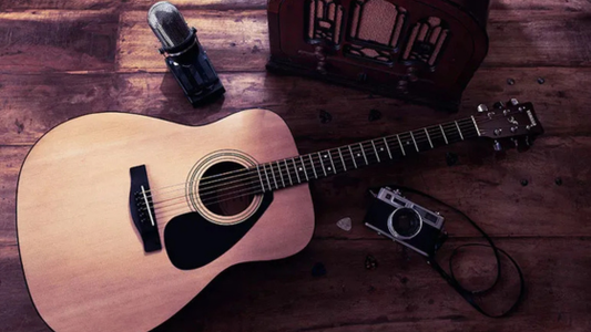 Yamaha F310P Acoustic Guitar Starter Pack – A Reliable Beginning for Guitar Learners