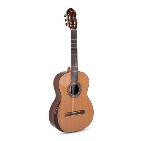 Manuel Rodriguez Superior C solid Cedar 4/4
