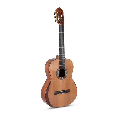 Manuel Rodríguez Superior A Cedar Classical Guitar 4/4
