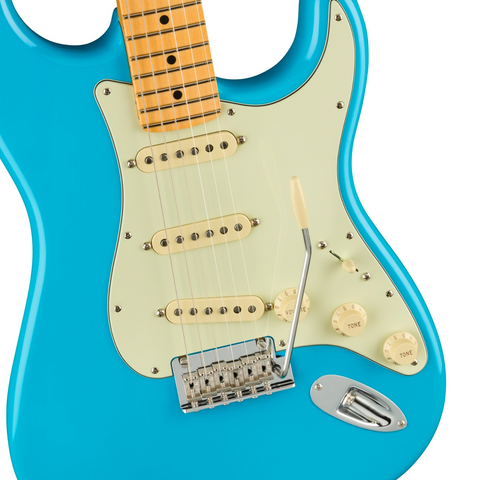 Fender American Professional II Stratocaster – Miami Blue