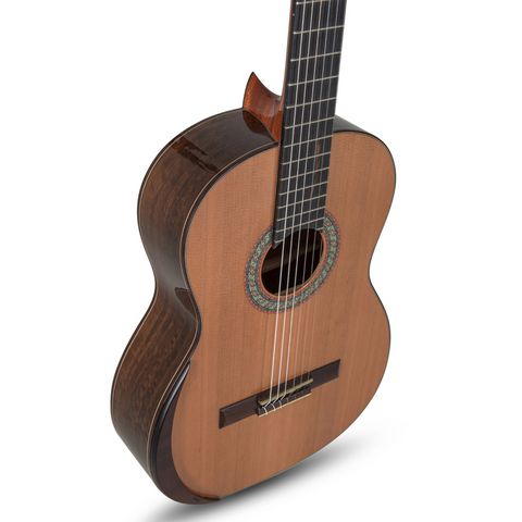 Manuel Rodríguez Superior B Cedar Classical Guitar 4/4