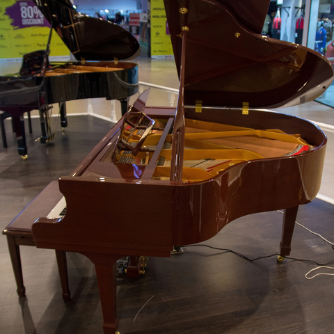 Ritmüller R8 Baby Grand Piano – Brown