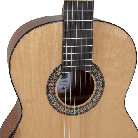 Manuel Rodríguez Superior A Spruce Classical Guitar 4/4