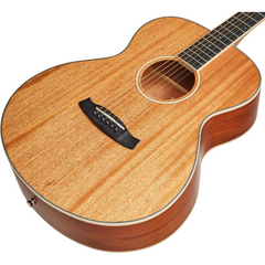 Tanglewood TUN3 body close-up on soundhole, natural mahogany top with black bridge